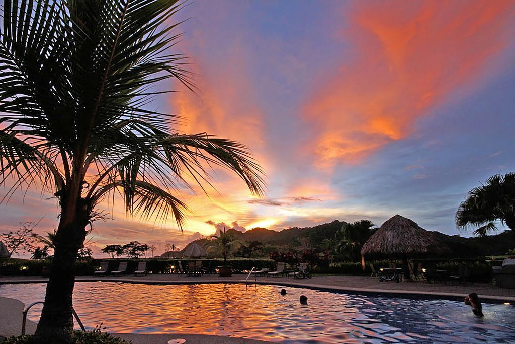 Hrg Condos At Los Suenos Jacó Екстериор снимка